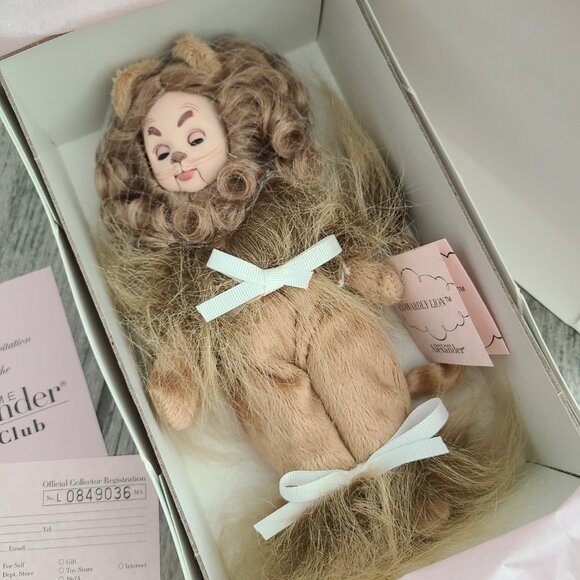 Madame Alexander “Cowardly Lion” Collectible Doll Style 64410 Wizard of Oz - Picture 3 of 11